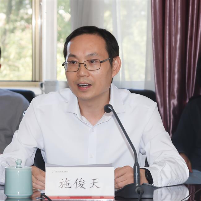 IMG_9353-2.jpg IMG_9353-2.jpg