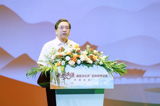 来颖杰.jpg 来颖杰.jpg