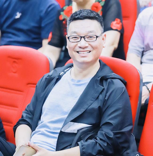 齐帅.jpg 齐帅.jpg