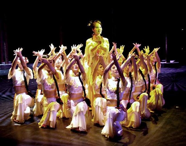 《五姑娘》中饰演五姑娘.jpg 《五姑娘》中饰演五姑娘.jpg