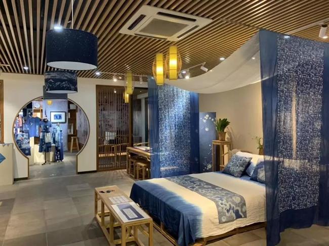 04-1 “出于青蓝”——2019年中国非物质文化遗产传承人群研培计划培训班(手工印染技艺)结业展.jpg 04-1 “出于青蓝”——2019年中国非物质文化遗产传承人群研培计划培训班(手工印染技艺)结业展.jpg