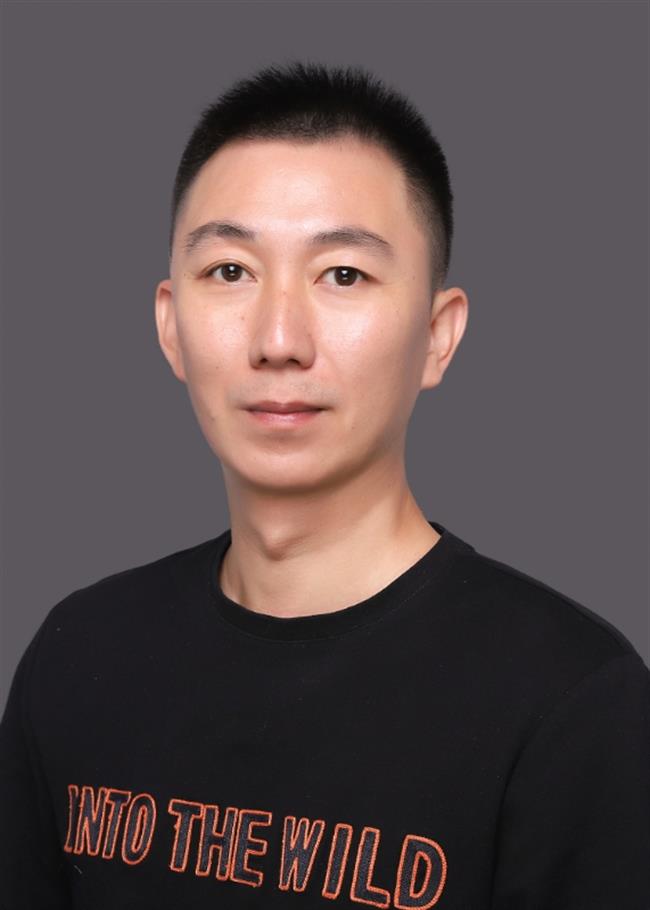 王镇.jpg 王镇.jpg