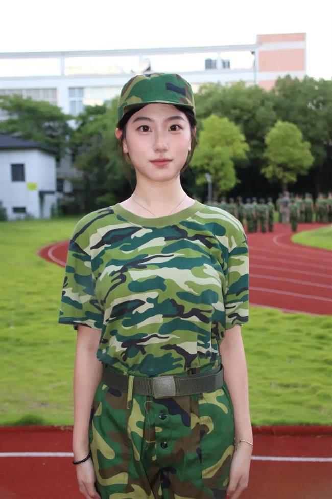 2b7d4efa62d8a9ccdf9fb0e0004c9bbe-sz_205258.jpg 2b7d4efa62d8a9ccdf9fb0e0004c9bbe-sz_205258.jpg