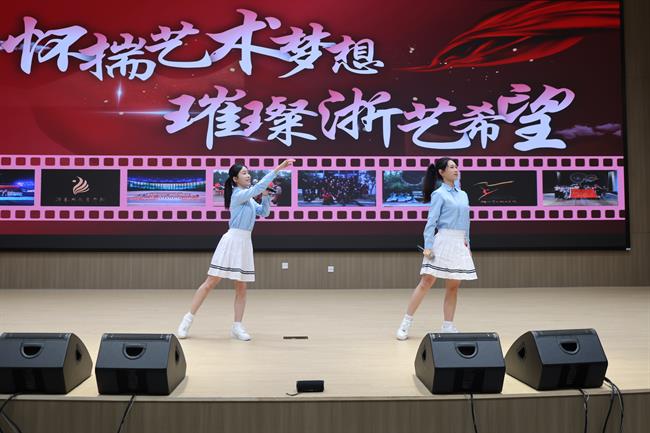 IMG_0364.jpg IMG_0364.jpg