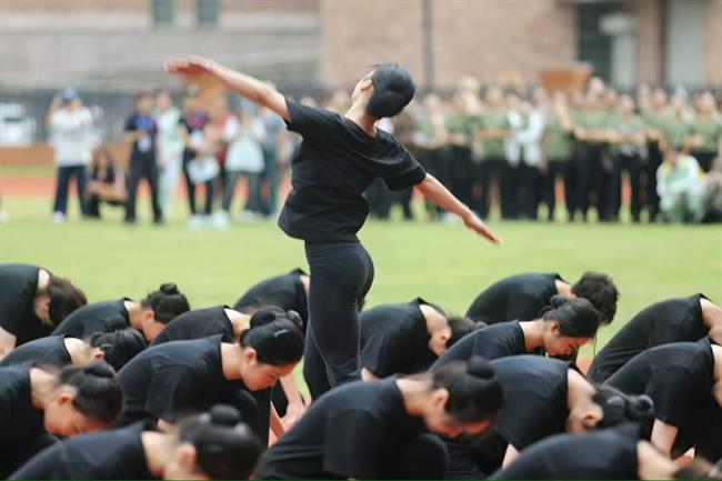 64318fa6b044d5deb7f4171b2cd9ecdc-sz_104680.jpg 64318fa6b044d5deb7f4171b2cd9ecdc-sz_104680.jpg