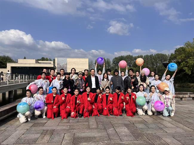 e856b8bd465fe3fa70b71ea52d34ee23.jpg e856b8bd465fe3fa70b71ea52d34ee23.jpg